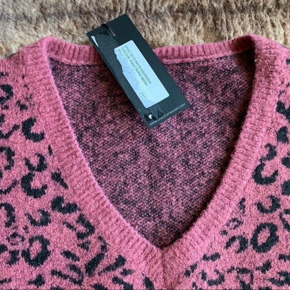 Line Samantha V-Neck Burnt Berry Leopard Sweater - Picture 2 of 8